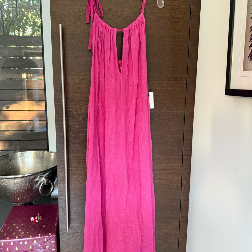 NWT O’Neill  Theresa Hot pink Midi Cover Up, size Small